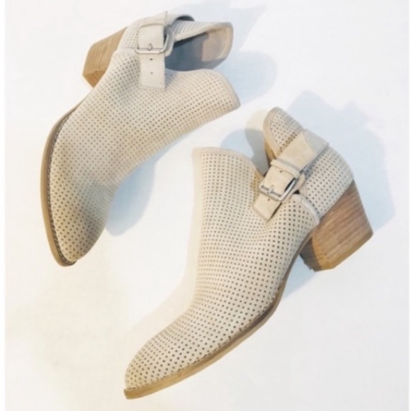 DOLCE VITA Simon Suede Perforated Booties - Picture 2 of 12